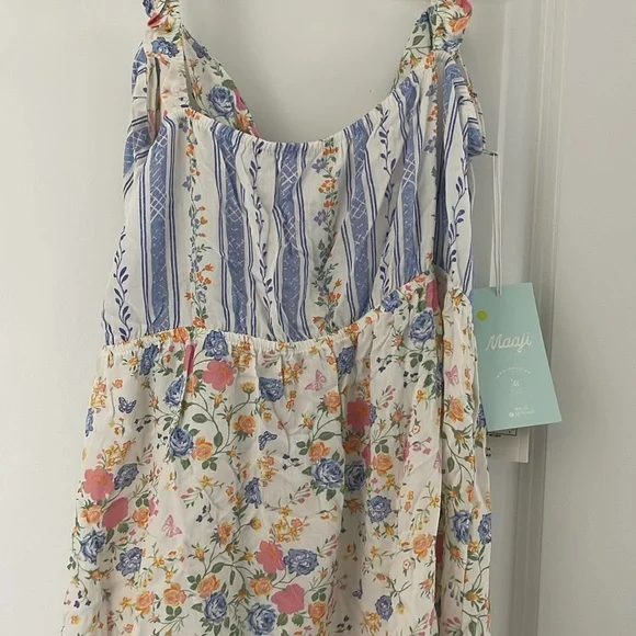 Maaji Backyard Spell Cutout Cover-Up Dress NWT - Picture 7 of 8